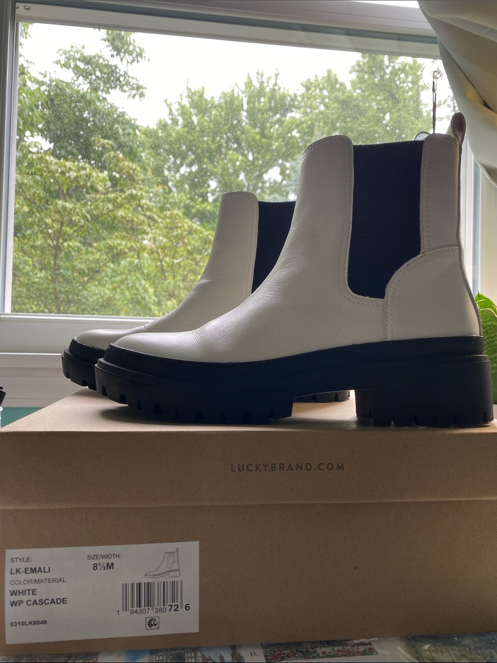 Lucky Brand Leather White Heeled Boots